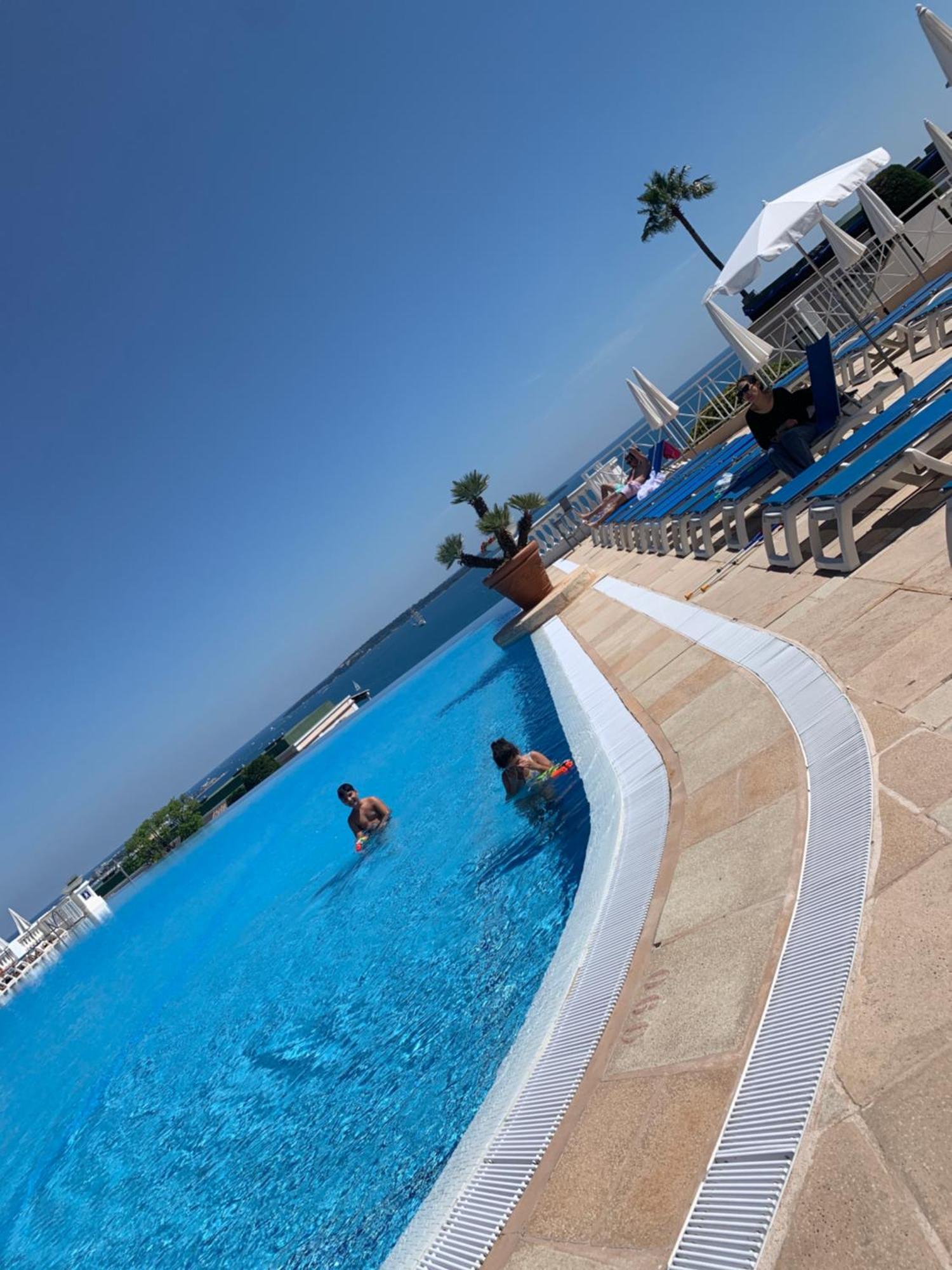 Francia Piscine Tennis A 500m Des Plages De * Cannes
